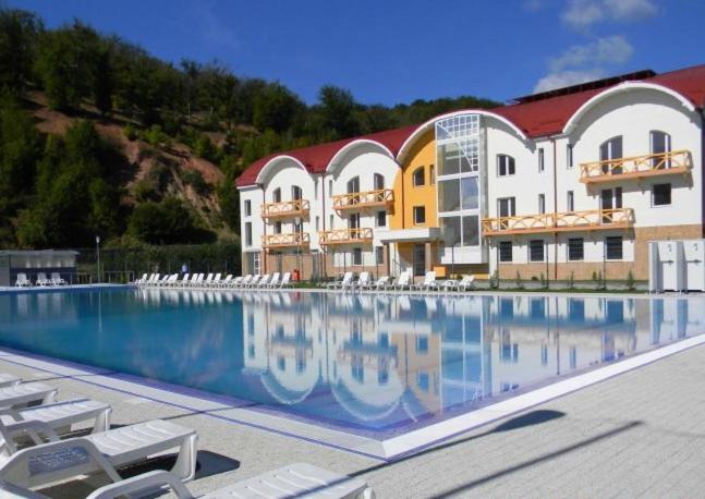 Hotel Oras Zlatna Exterior foto